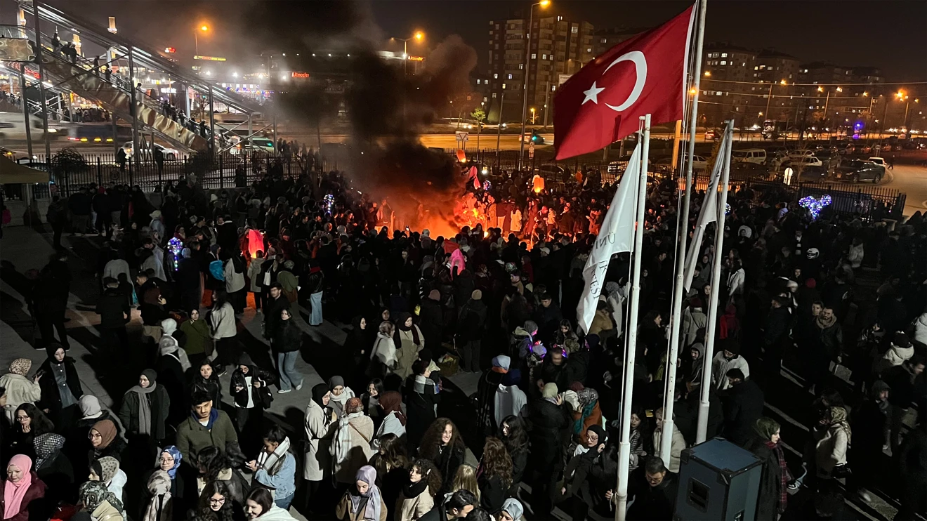 Selçuk Üniversitesinde ‘Fener Alayı’ ve ‘Şivlilik’ coşkusu